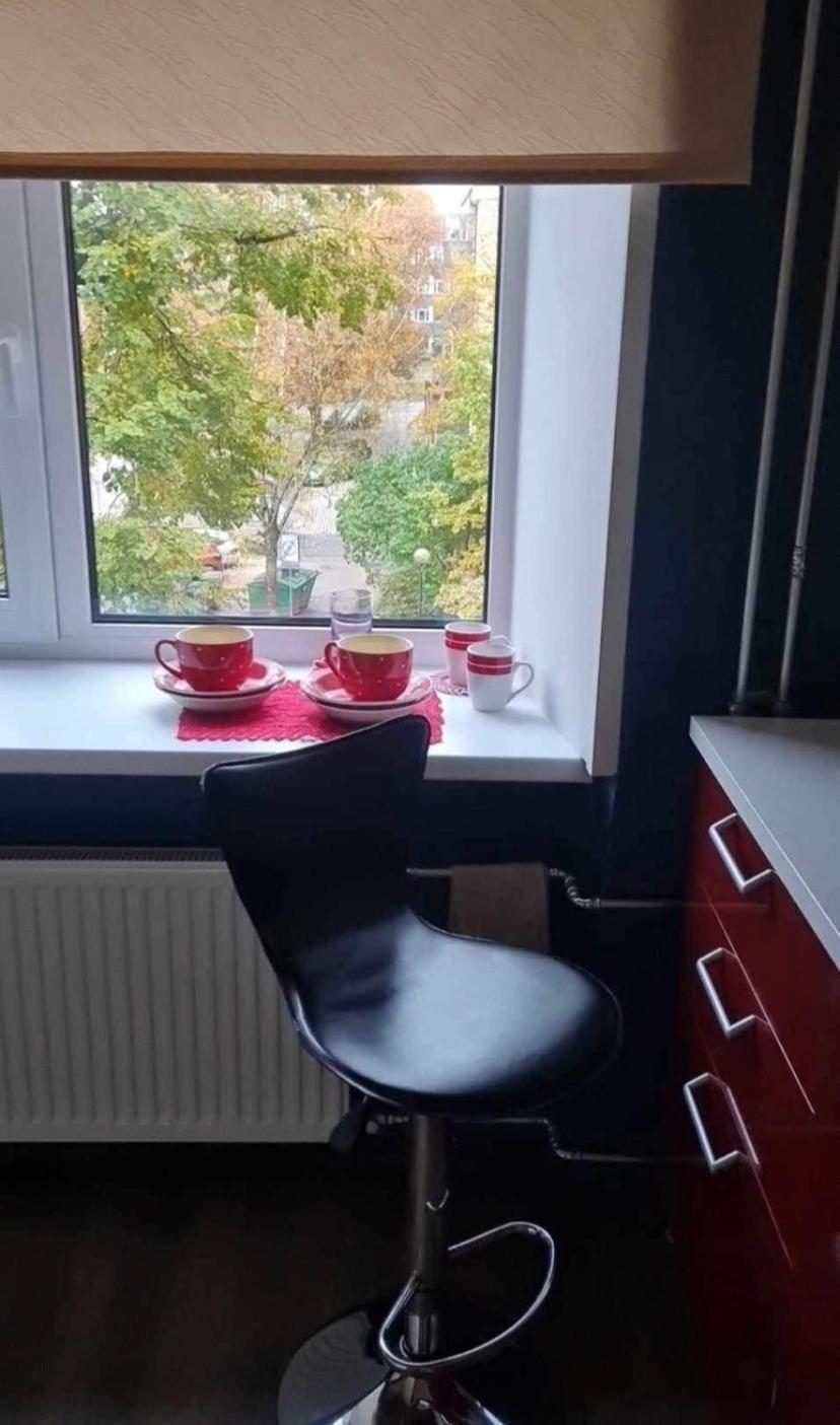 Riia 10, 2-Bedroom Apartment - 2 Big Beds 1 Extra Bed-Parking Free Tartu Eksteriør bilde